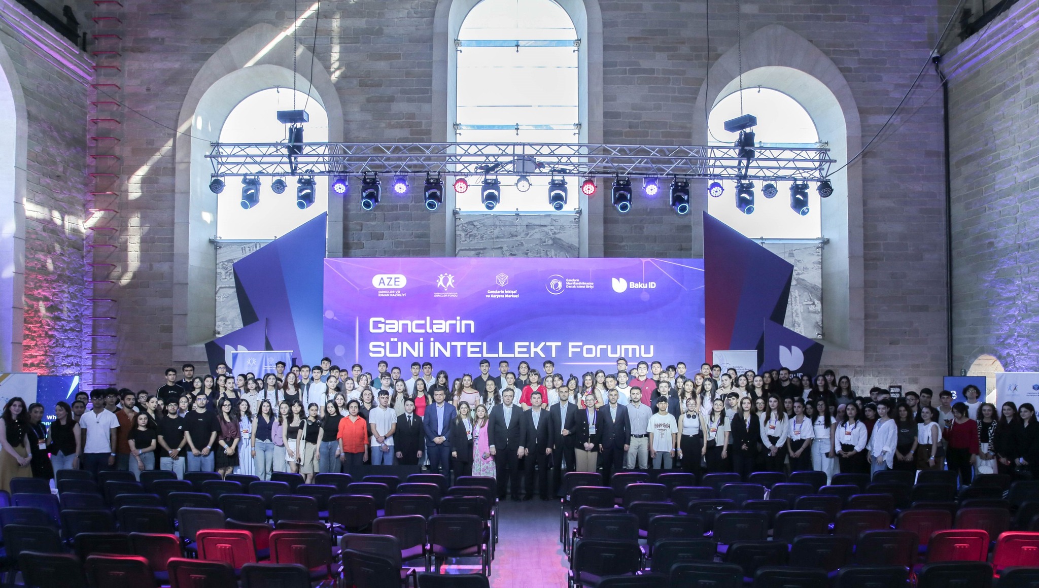 “Baku ID” innovasiya festivalı çərçivəsində Gənclərin Süni İntellekt Forumu